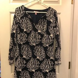 EUC Lilly Pulitzer seaside coral Wendy 12 navy